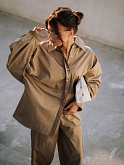 рубашка oversize в мужском стиле песочная из хлопка